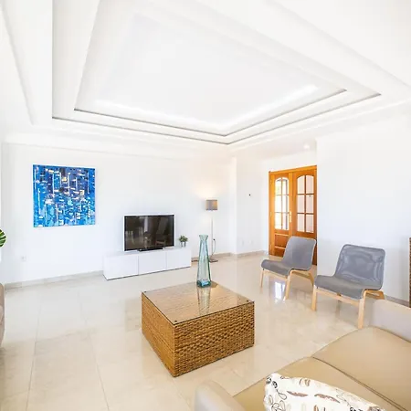 فيلة Luxury W Stunning Sea Views Marina البوفيرا